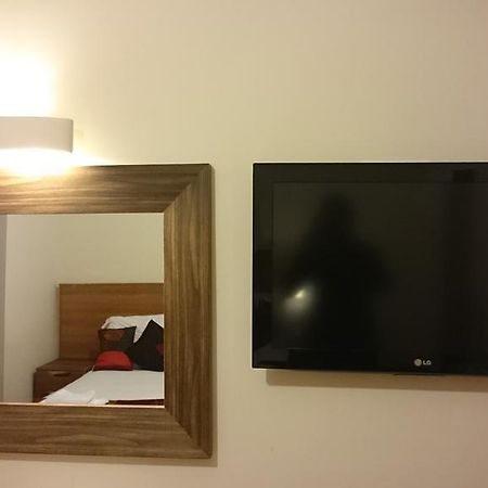 Gateway Express Hotel Newport  Buitenkant foto